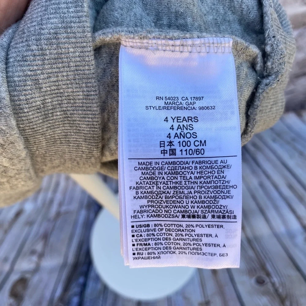 Baby Gap Quilted sweatshirt
